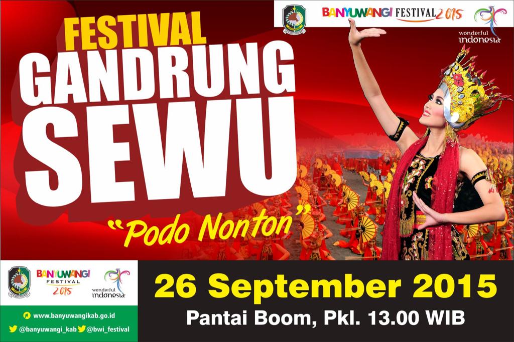 Festival Gandrung Sewu. "Podo Nonton". Hari ini di bibir Pantai Boom.