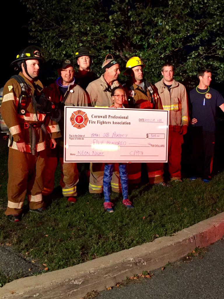 profiremedic's tweet photo. @VoisinePierre #fullgear  @cfd42 @bsward64 @KristaDan Thank you @CornwallPFFA for supporting #2BPerfect $500 donation http://t.co/rRRDrwTZgd