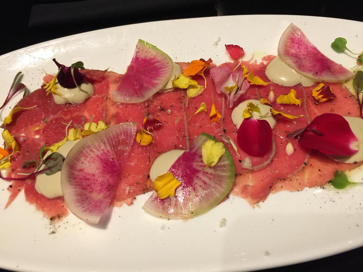 trocoman1's tweet photo. Oh yeah. Carpaccio and Brunello #nomnom @synergyfw  @giulianawine @guardandgrace http://t.co/qmN7umhBKG