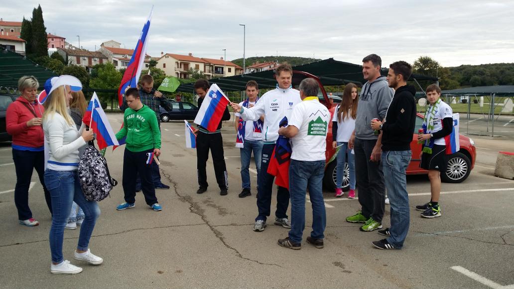 S tekme v tekmo nas je več #miniEURO2015