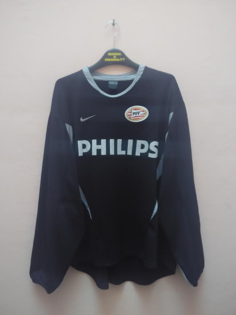 Jersey_SMG's tweet photo. #LJS7
PSV Eindhoven GK 99/00 LS
Size L
(74x56cm)
Kondisi ~> 8/10 😍 http://t.co/4SZtSxmcLR