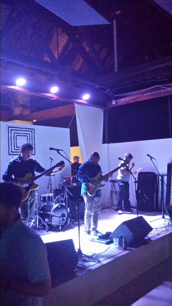 BaqBeet's tweet photo. #BNW15 - Spittin' that poetic fiya!! Don't hurt 'em @LorenDmusic! Up next: @SuperheroKiller #WeAreFarFetched http://t.co/q2KzQGuFYX