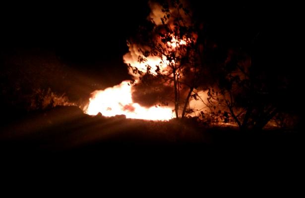 Reportan incendio en toma clandestina en Michoacán - CPzMLsCUkAAzM-v