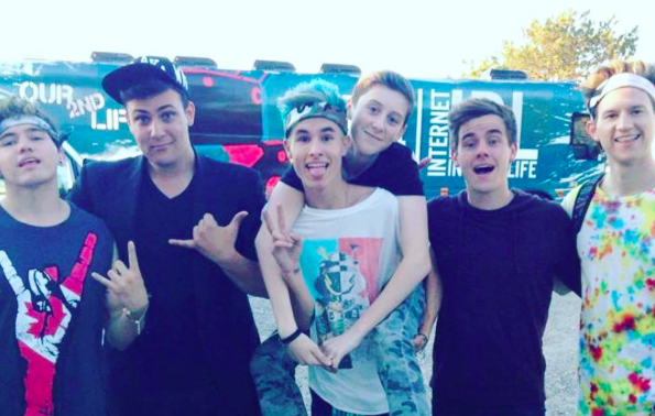 DigiTour's tweet photo. 🙌 Sweet dreams to O2L memories 😴😴😴

https://t.co/iFEeiHki0k http://t.co/qfv1tbUtvM