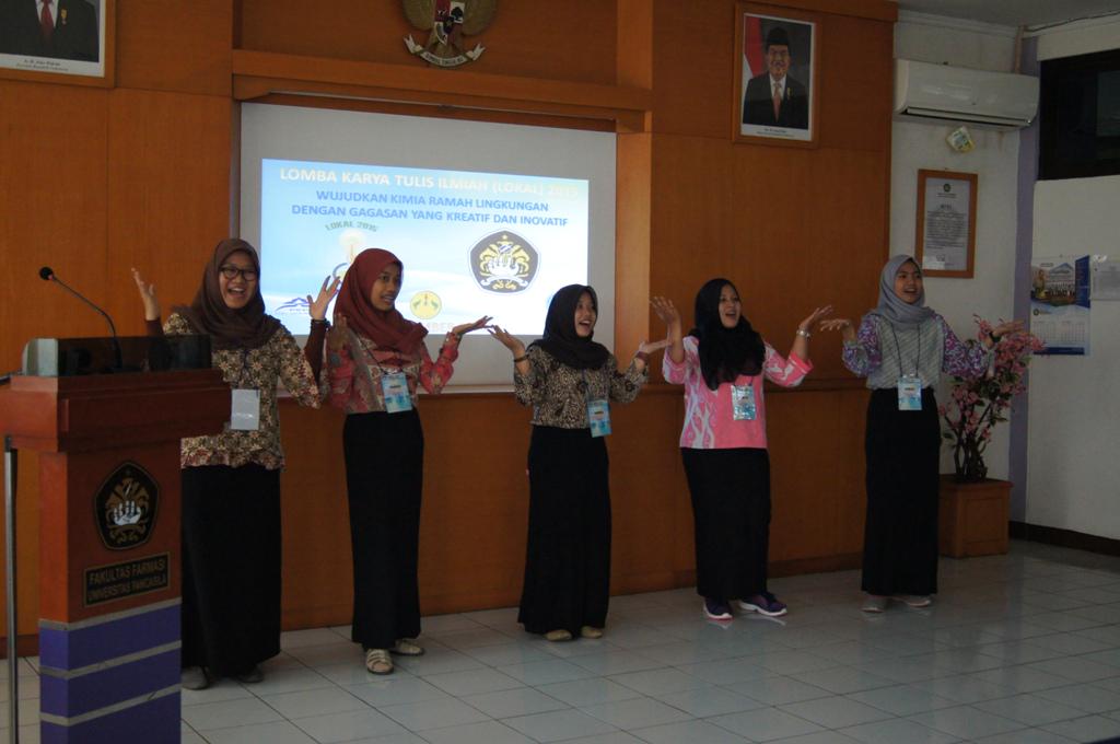 LOKAL telah tiba, LOKAL telah tiba, hore..hore..hore!!