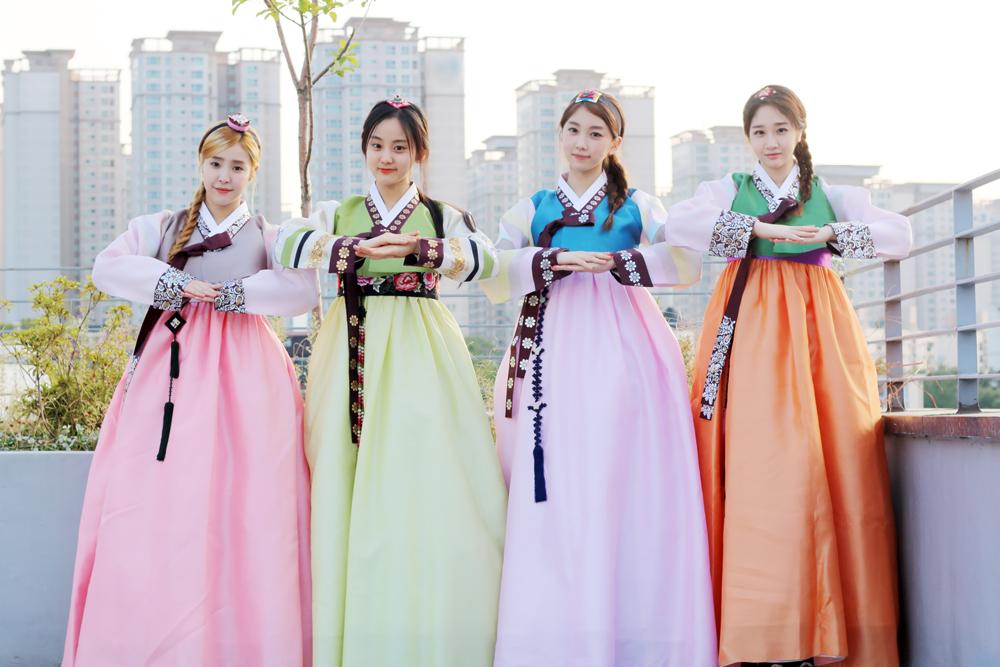 CPzd6GPUkAAIzL3.jpg:orig