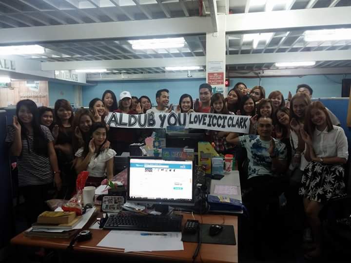 mark8806's tweet image. Happy National pabebe wave day

#ALDubEBforLOVE