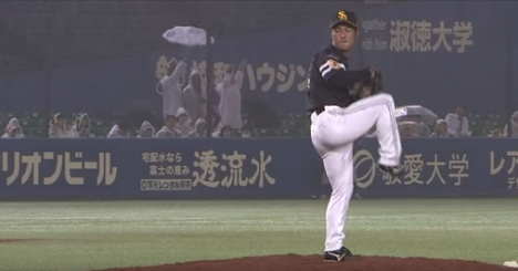 gowebaluvux's tweet photo. .【琉球トルネード】ルーキー 島袋洋奨 プロ初登板 無失点デビュー#Hawks 動画▼https://t.co/I6MyITmTxq https://t.co/8xKa376s3A