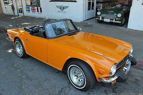Awesome <a href="/TriumphTR6_/">Triumph TR6</a> in Orange #nicecarmate #propercar #Britmetal