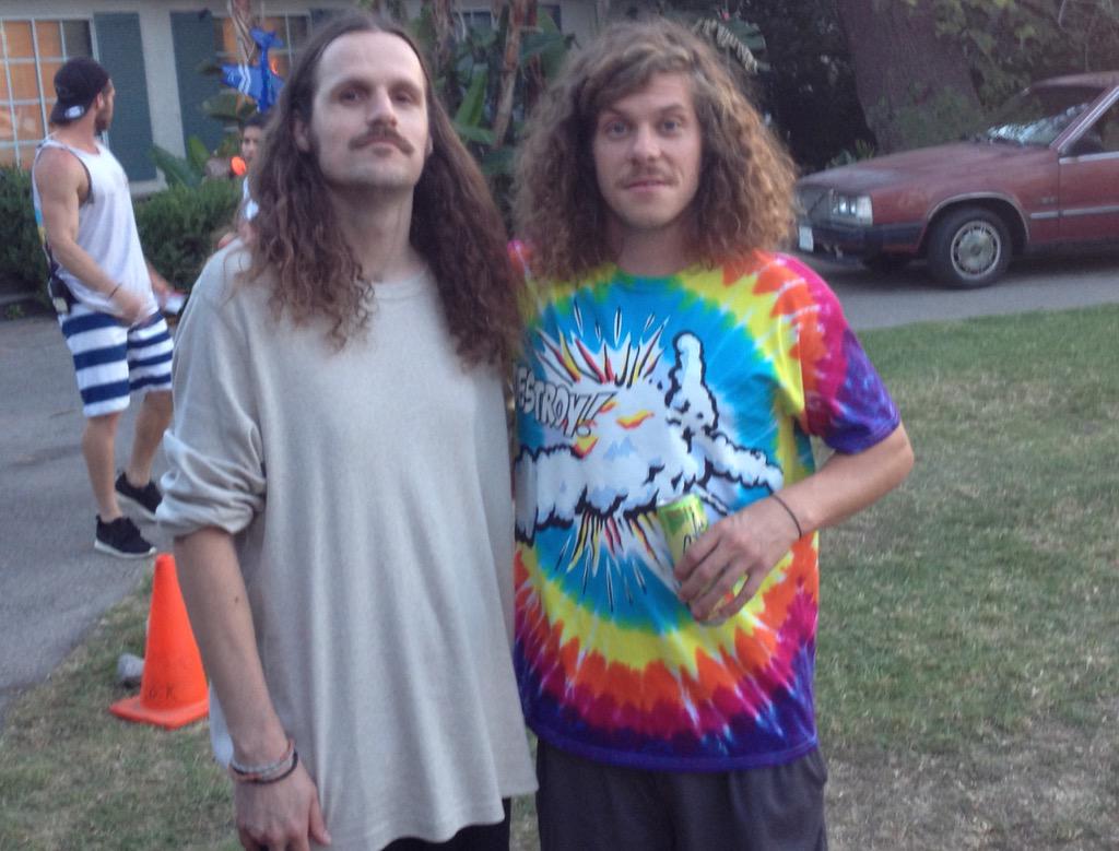 mikeymckernan's tweet photo. It happened. @UncleBlazer #mminf #workaholics http://t.co/apz1uD4IzW