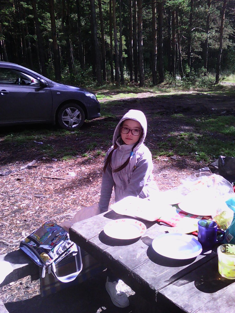 gudaevaa's tweet photo. ездели на природу http://t.co/RKJNMLbX1t