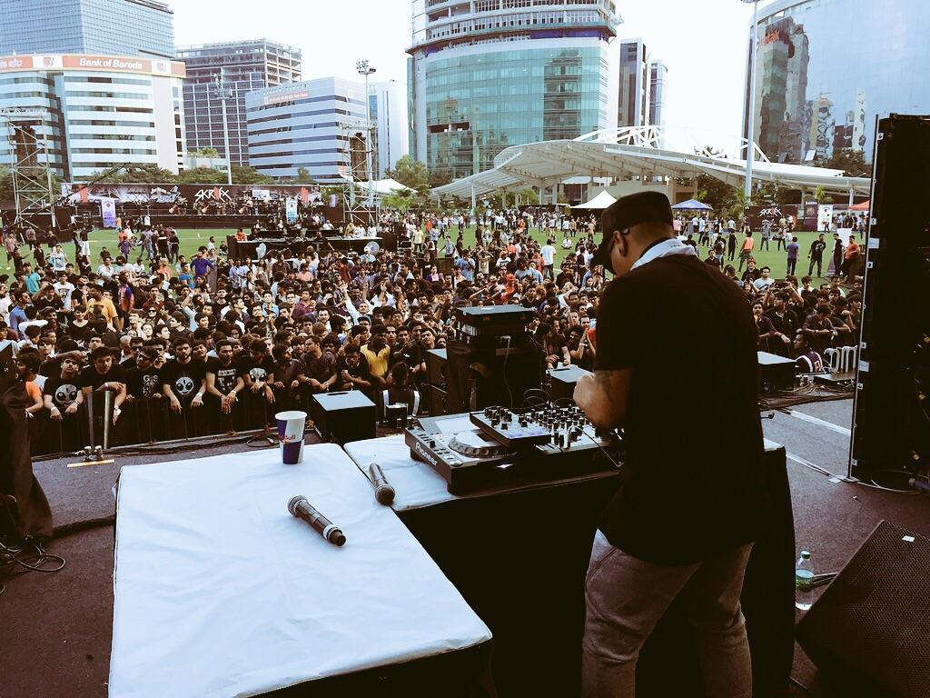 Shyam_Chhabria's tweet photo. #Mumbai was insane tonight. 
See you tomorrow #Delhi #SkrillexMumbai #SkrillexDelhi #Vh1SupersonicArcade http://t.co/5LRPI4VWQH