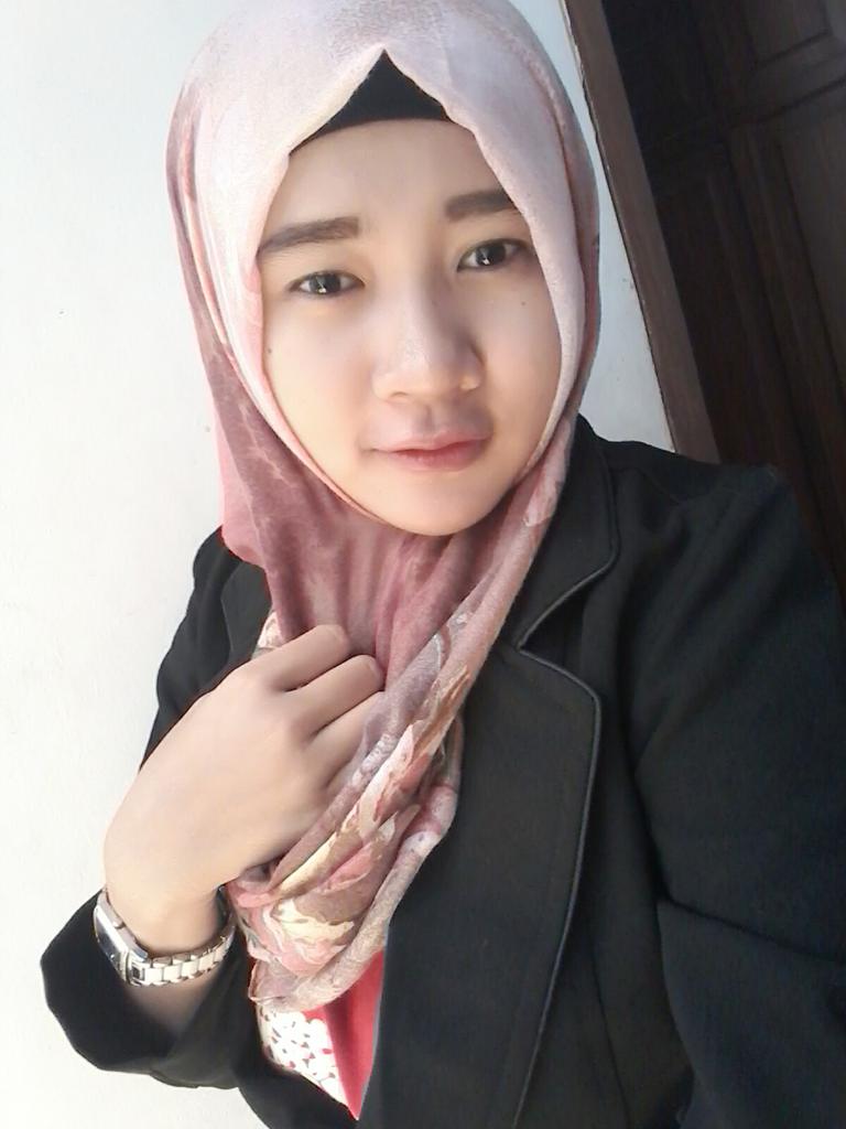 elynaelen's tweet photo. revolusi http://t.co/Ie1aB0Oort