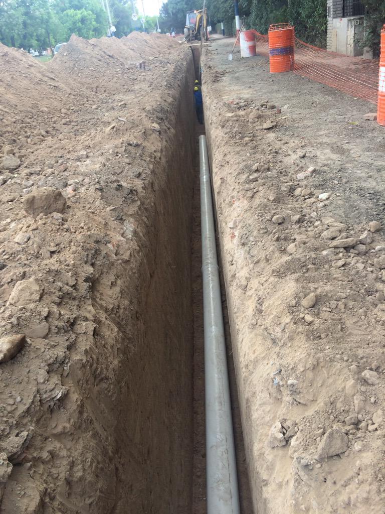 MestreLabaque's tweet photo. Avanza importante obra de cloacas en zona sur para evitar desbordes cloacales, 1850 mts lineales. @ramonjmestre http://t.co/c2xbr92gIg