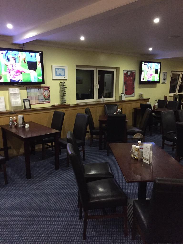 mgarciaveiga's tweet photo. Explota el bar viendo a Inglaterra 👎 http://t.co/3sWw3GXnoN