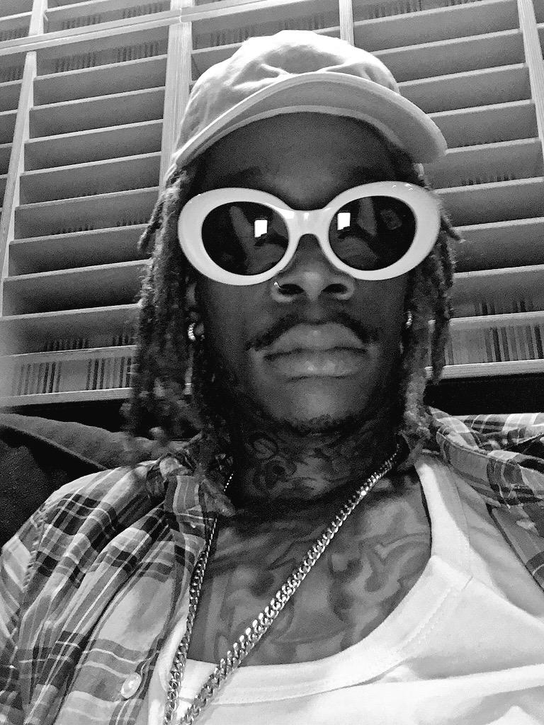 wizkhalifa's tweet photo. Philly stunts next. http://t.co/RXG55xbbRY
