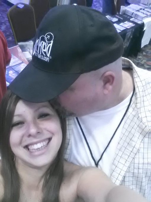 I love my fans ♡♡ @dennisb407 http://t.co/V77CWwnF0x<a class="tags" target="_blank" title="On Twitter" href="/?out=eyJ0eXAiOiJKV1QiLCJhbGciOiJIUzUxMiJ9.eyJpYXQiOjE3MjE5MDgyMDYsImlzcyI6InR3cG9ybnN0YXJzLmNvbSIsIm5iZiI6MTcyMTkwODIwNiwiZXhwIjoxNzUzNDQ0MjA2LCJyZWRpcmVjdF91cmwiOiJodHRwczovL3R3aXR0ZXIuY29tL2Rlbm5pc2I0MDcifQ.sooAE3ZY7Ii2sCYSAFZ-TVIwCJxhd6QM6Rp1lkTIKkz3-dTywZumfkntl-lCly9nUDzRO_DyJXOxqp0jLZopzA">@dennisb407</a><a href="/tag/barelylegal"class="tags"><span>#barelylegal</span></a>