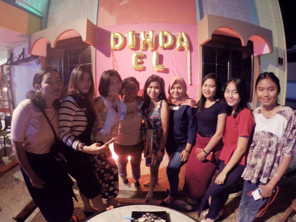 kholyzaaa's tweet photo. 💃🎉 http://t.co/X03H1sfrUj