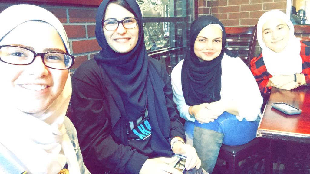 malakalrefai97's tweet image. Made 10,248 sandwiches for the homeless. Nothings better than feelin like ur makin a change❤️ #feedthecity #tangotab