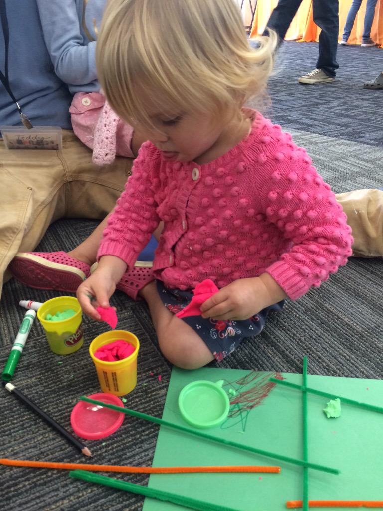 everydaybeans's tweet photo. #HUBweek #popupmakerspace "play-doh connoisseur" http://t.co/KRYOsZJXgu