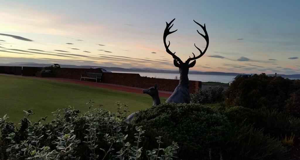 Beautiful sunset <a href="/nairnbeach/">Emma Cameron</a>