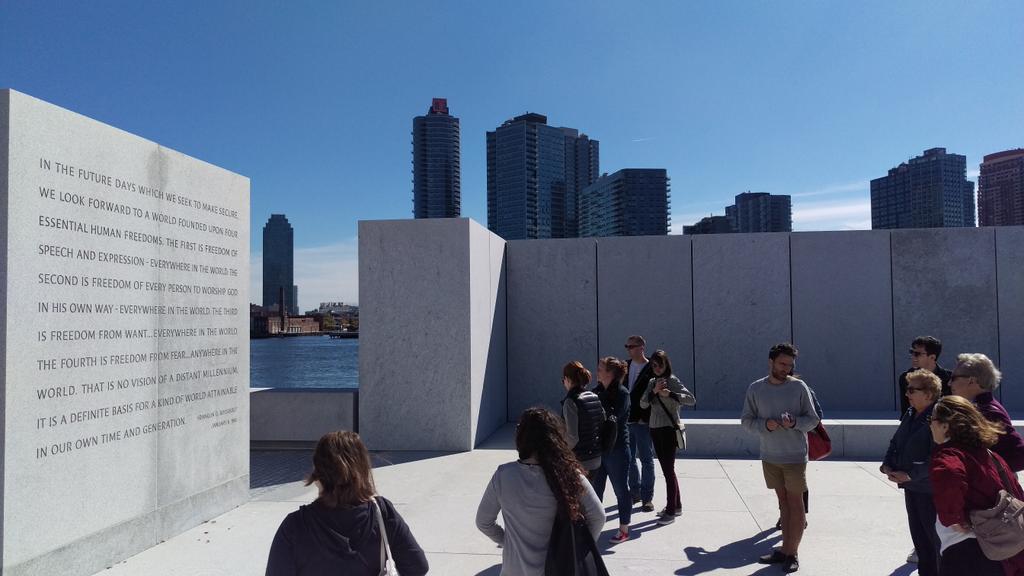 Docomomo US tweet media