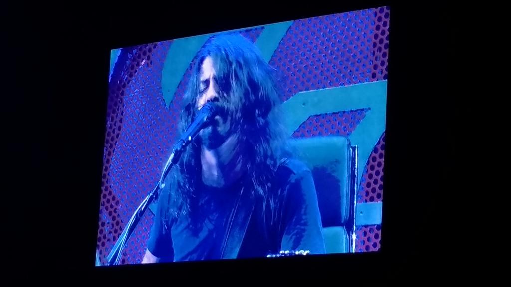 BrettLancaster4's tweet photo. Foo Fighters closed out ACL last night. #wellbeing # jobsabi chilis # chilis jobs. Thanks again jobsabi for tickets http://t.co/9jvz84VSkb