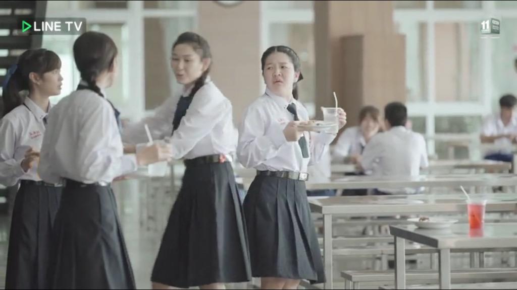 สส: เห้ยมึงนั่งนี่
นช: อะไรของมึงเนี้ย
สส: รีบนั่งดิกูหิว 
..อะไรของมึงวะ..
#แก๊งนางฟ้าเรียกแม่ #hormonestheseries3