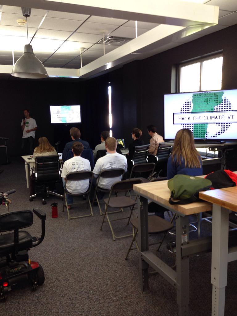 HackVT's tweet image. Presentations are about to start! Good luck hackers! @HackVT #hackvt2015 #hacktheclimate
