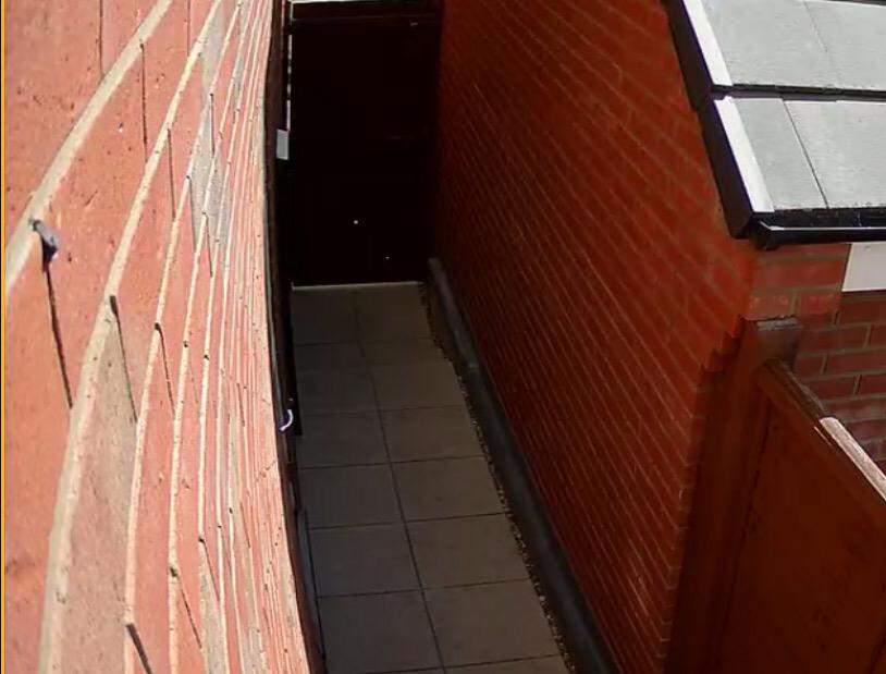 VisualGuardian's tweet photo. Contact us for a 1080p HD CCTV installation and be able to replay that moment you wished you'd never missed. http://t.co/eeGALZYQwb