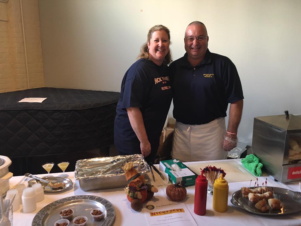 BeHolyoke's tweet photo. Just a few of our vendors tonight! http://t.co/WAXf0rvZPB