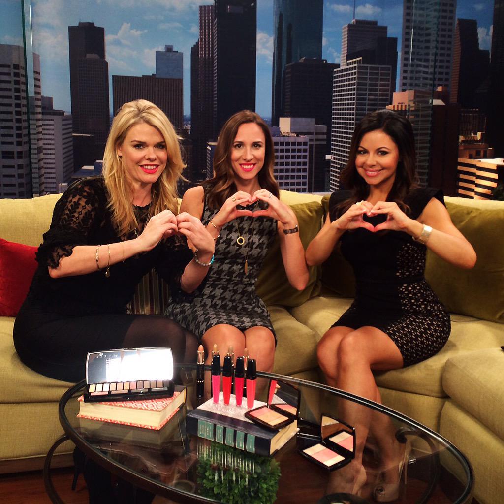 JenReynaTV's tweet photo. Posted this 📷 on Instagram and #lancomegivesback ❤️ donates $1 to #stjude. You can do it too! @KPRC2 http://t.co/0o7kBdwyCJ