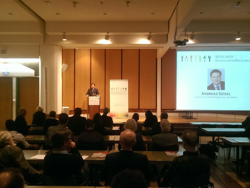 Senator Andreas Geisel redet zu #Klimawandel und der Rolle des #Handwerk für #Berlin, um diesem entgegen zu treten.