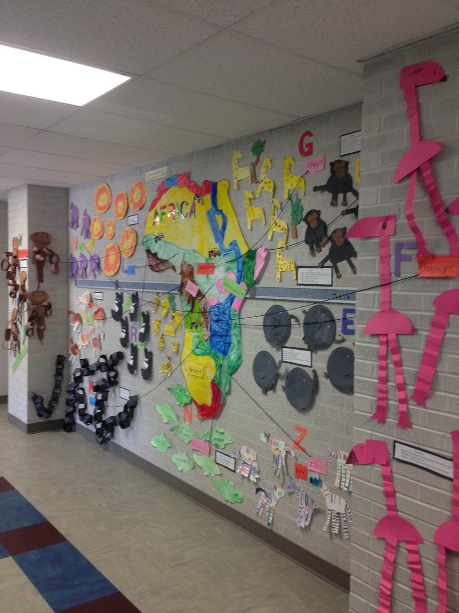 ArkCityRoos's tweet photo. Mrs. Beeson's Kindergarten class' PBL.  Driving question: What animals live in Africa? #arkcityproud http://t.co/BOMt626kMb