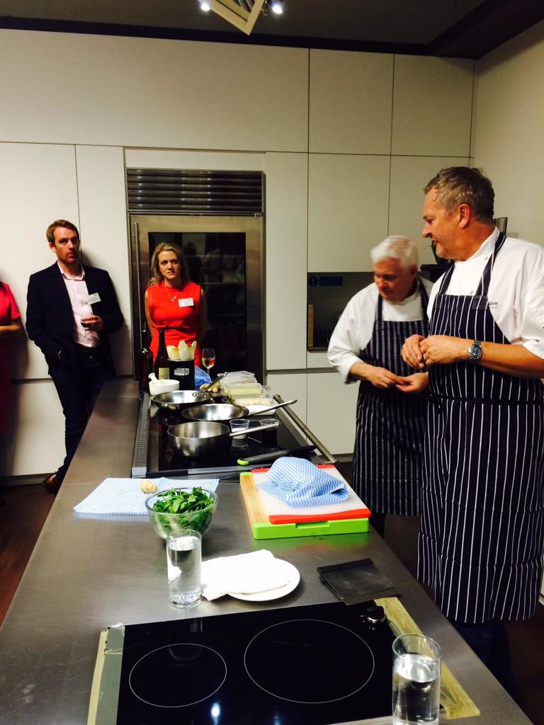 AEL_Aberdeen's tweet photo. Lovely to see @AGCC_Seona @AGCC_LeeAnn @AGCC_Mary at @NickNairn networking evening!! http://t.co/ddmyEuKhDh