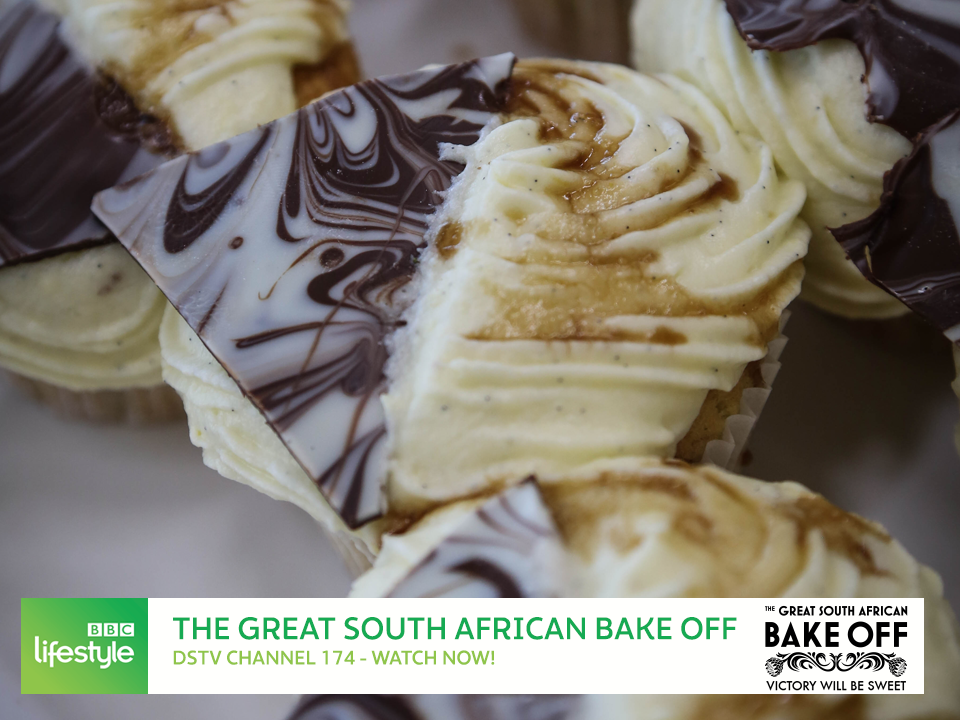 simply_khumski's tweet photo. So much shade 😎😂😂😂 "@BBCSouthAfrica: Should we eat or drink Mmala's #RumRumRumRum cupcake? #SABakeOff http://t.co/Fw4JxClGxt"