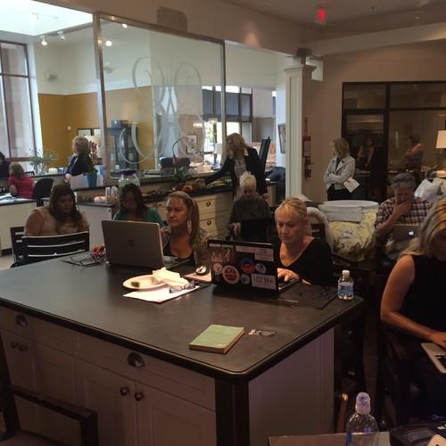 InsulatedPools's tweet image. Had great time last evening at HOUZZ event; thank you Sarah Cardey!  Thanks Ethan Allen Rocklin Gallery for hosting.