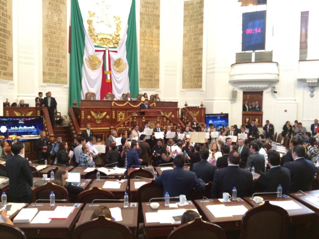 Disminuyen delitos de alto impacto en la capital: Almeida - CQ0OhLOVEAANdGR