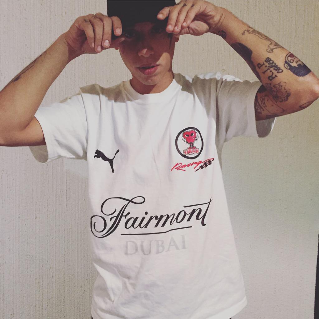 Arturo Gatti Jr., has tragically passed away at just 17 years old in Mexico,  in a scene eerily similar to the death of his father, boxing legend Arturo  Gatti… #RIP, image size:1024x1024