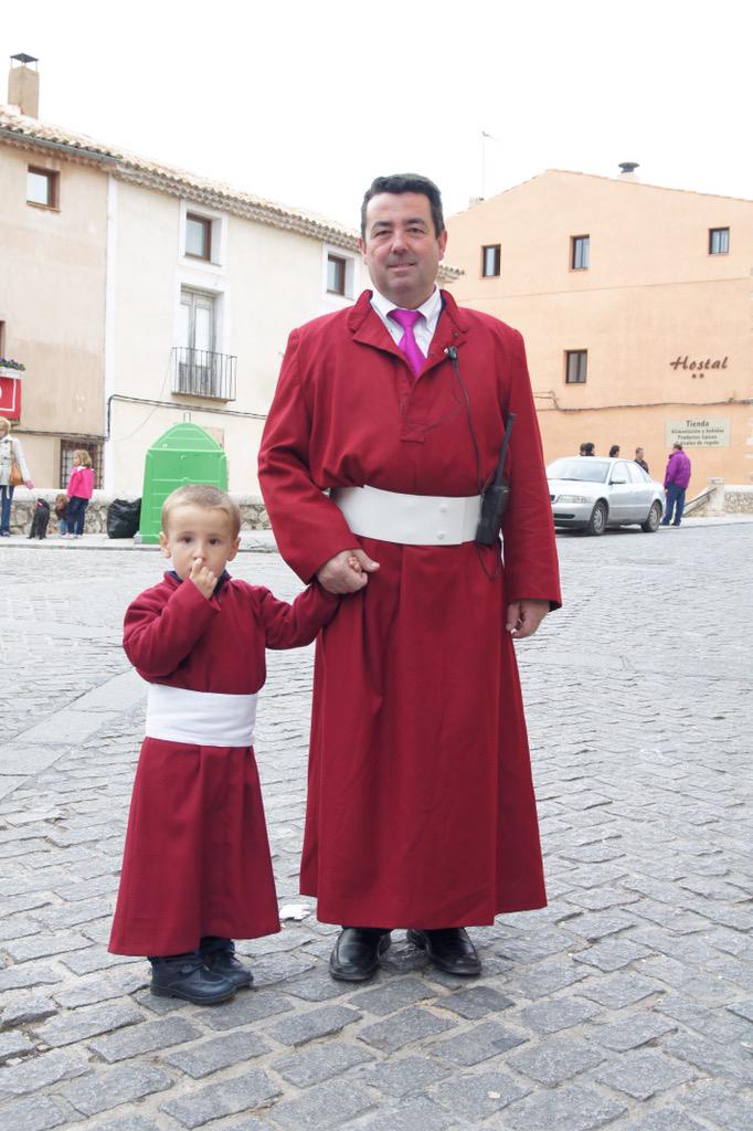 JdC_Cuenca's tweet photo. Rafael Redondo, PREGONERO de la Semana Santa de Cuenca de 2016. Enhorabuena de parte de la comunidad nazarena http://t.co/jNcXVWEwem