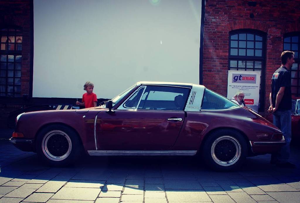 Vintage_Porsche's tweet image. Credit @solfernus.er via Instagram #ClassicPorscheForSale Porsche 911 Targa 
#muzeuminzynieriimiejskiej #mimkrakow
…