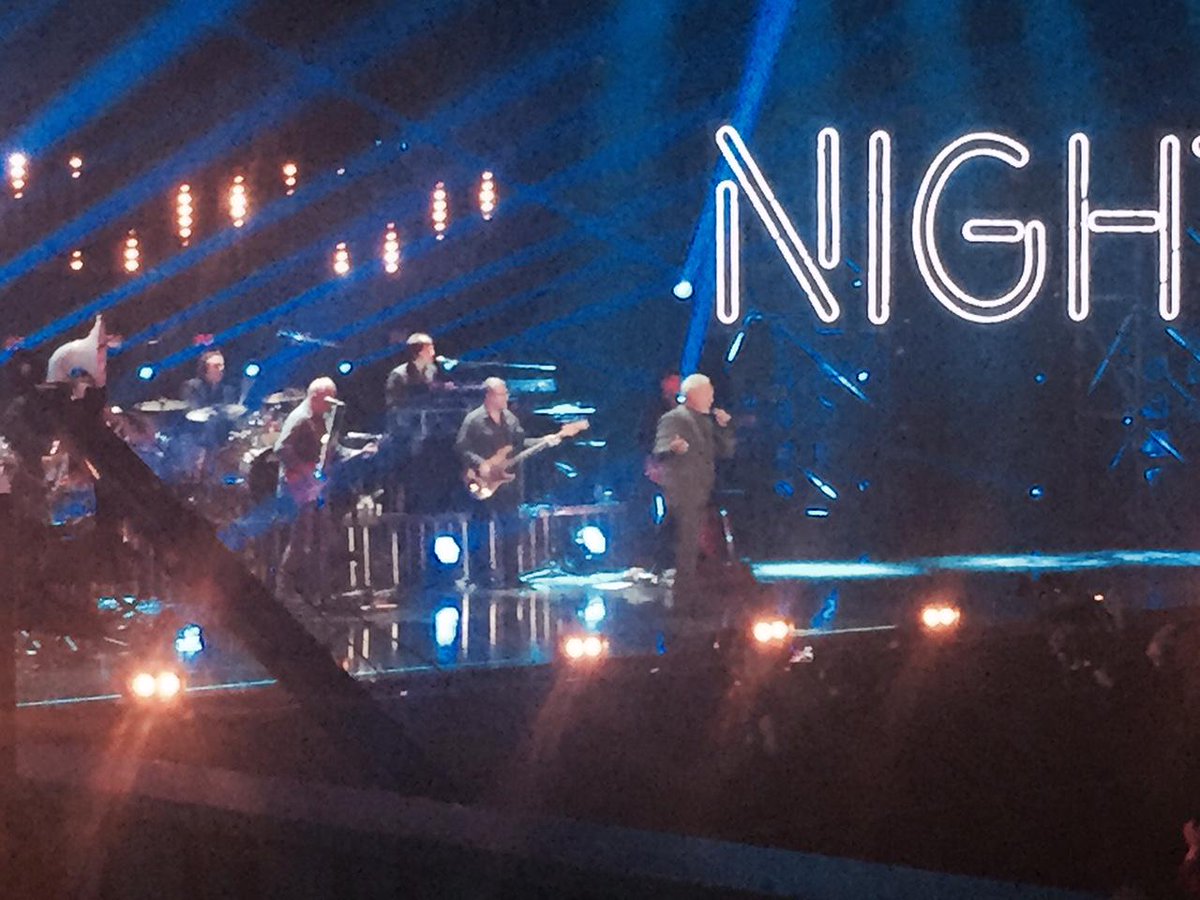 SimplexityTM's tweet image. All eyes on @RealSirTomJones at the @BBCCiN #OneBigNight! So excited to be here! #LiveSimplexity