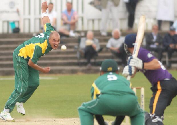HarrogateCC's tweet image. #1stXISeasonStats: @TGeesonBrown claimed 38wickets in 2015 @ 18.2 with 27.3% strike rate #GiftedGoose #LineAndLength
