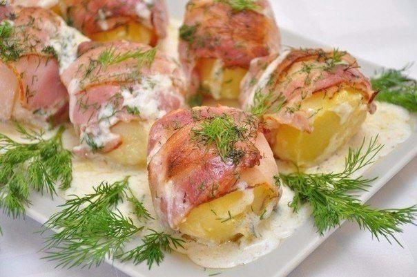 Cookitfaster's tweet image. Potato wrapped in bacon goo.gl/uEawuL
#recipes #potato #bacon