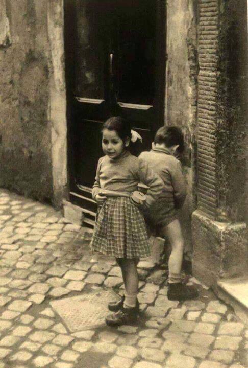 الحب الحقيقي هو : انك تقفى معاه وقت الزنقة.