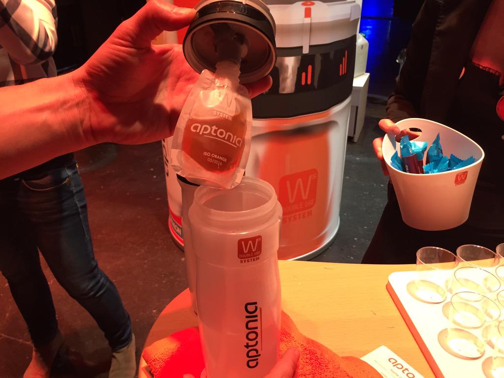 KarenPozzi's tweet photo. The winner is... #doubleusesystem @aptonia #decathlon #innovationawards @DecaITA http://t.co/xnugIVAdy5
