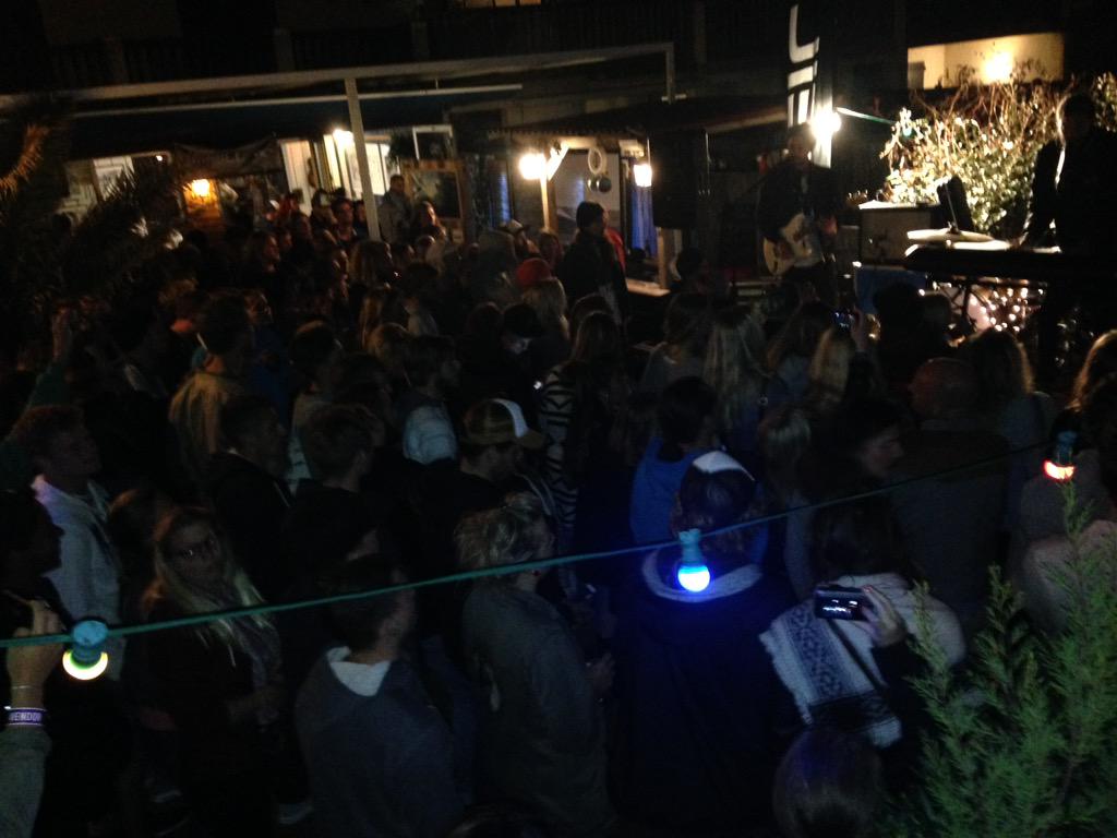 CarveMag's tweet photo. . @SunsetSons at Le Surfing rocking Estagnots Hossegor right now http://t.co/z3B3BH60ZZ