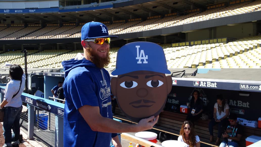 LosDodgers's tweet photo. Aquí los “emojis" diseñados para algunos jugadores de #LosDodgers #OctubreEnLA #postseason http://t.co/IY7Bjh3wiz