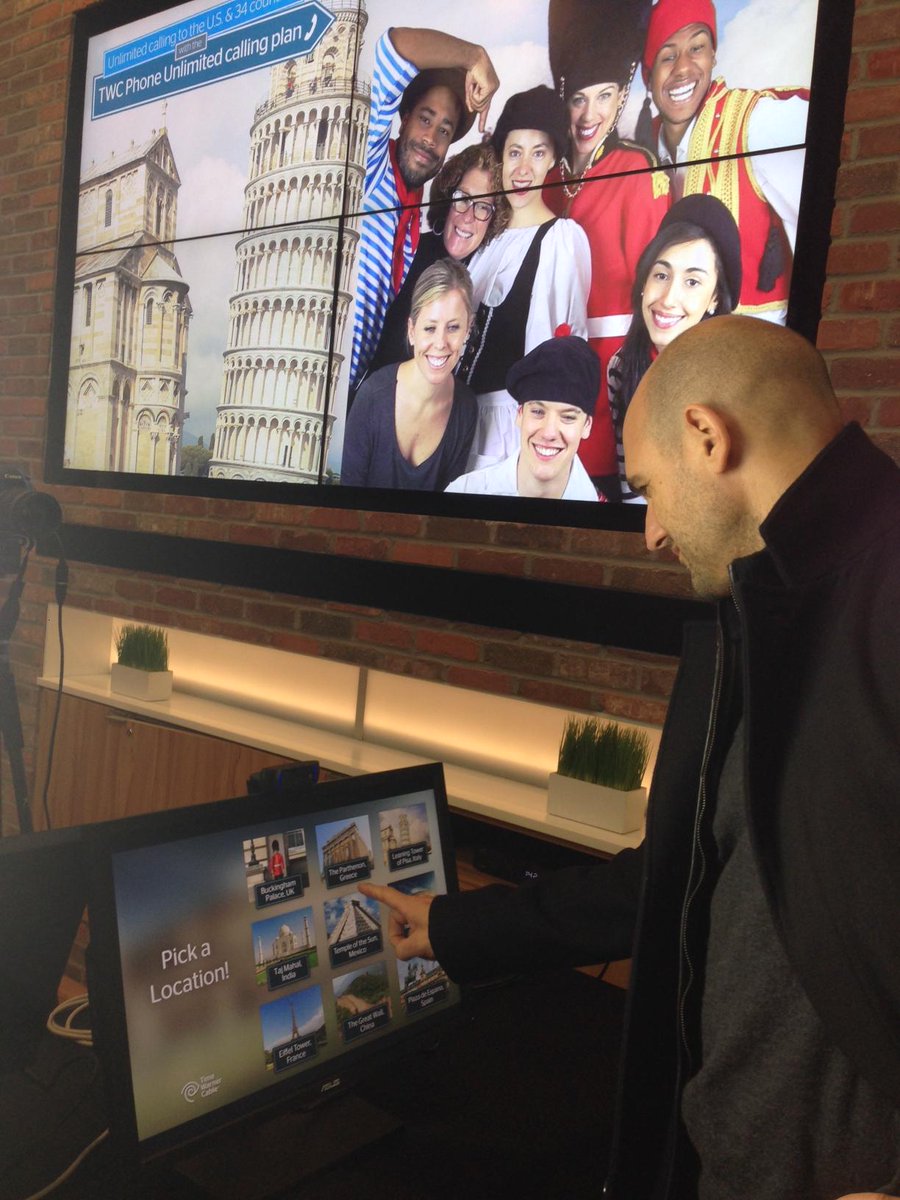 realityi's tweet photo. Here's how we did it: choose your location, pose, voila! you're transported #TWCphone @TWC_NYNJ #realityexperiences http://t.co/GbDQt9VzVH
