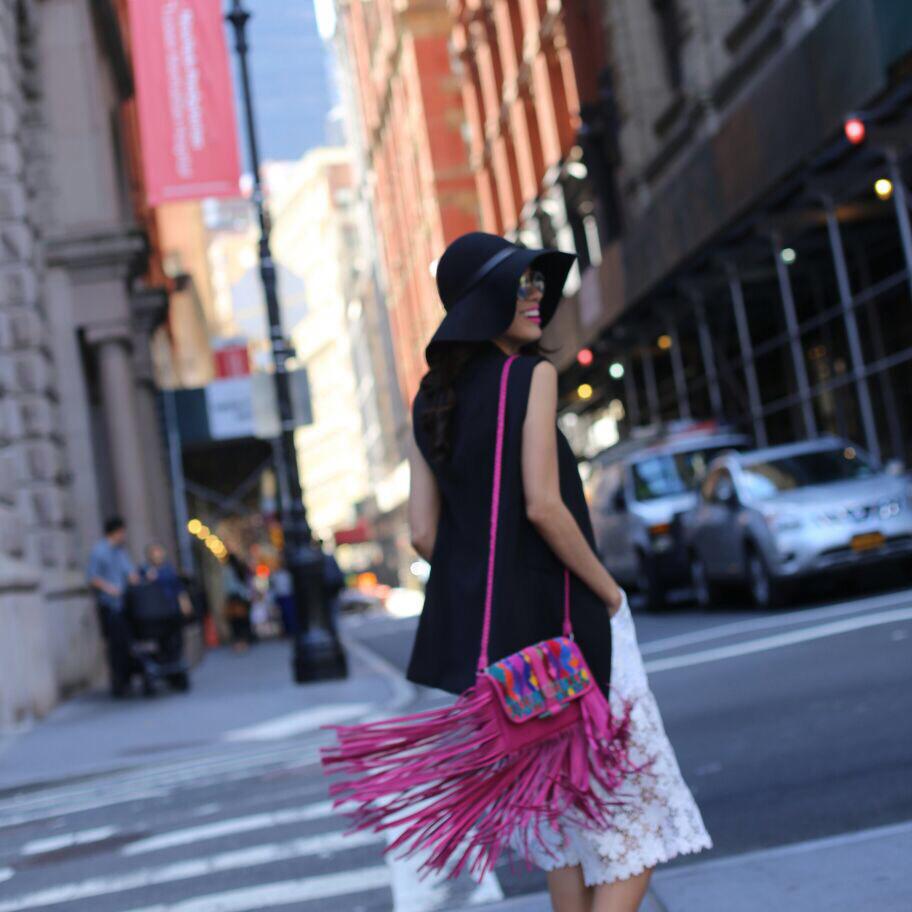 MariasBag's tweet photo. #MARIASfringe #FringeWeek #NYFW #Fringe
#RT from @NiniModa http://t.co/20wRaZrDCj
